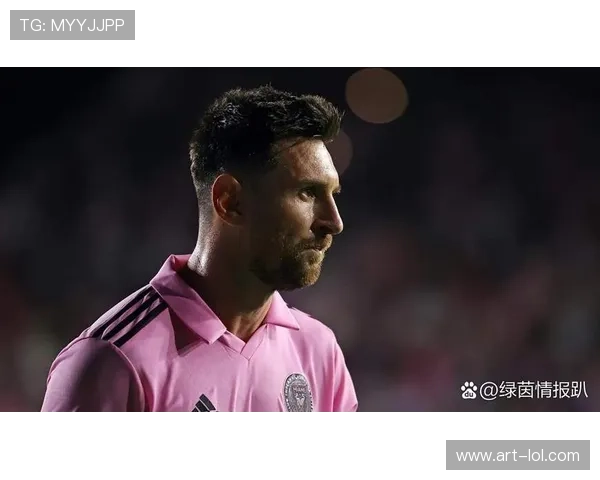 世界足球球星排名第一引发热议 谁能挑战梅西的地位