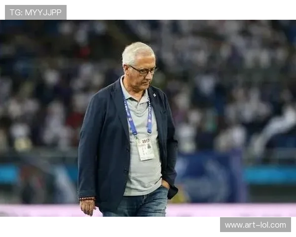 足球明星掌握多种语言的原因与背后文化适应力的深度分析